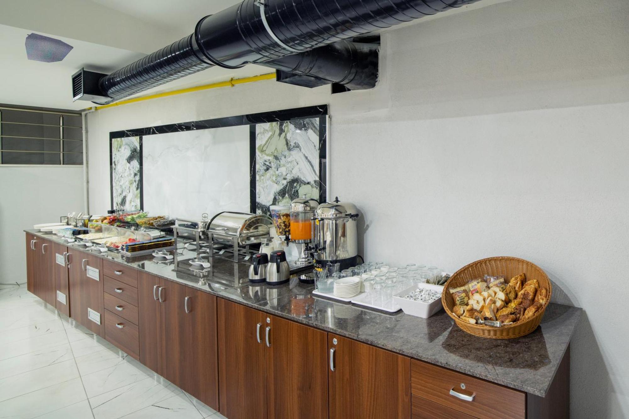 Istanbul Efes Hotel ภายนอก รูปภาพ